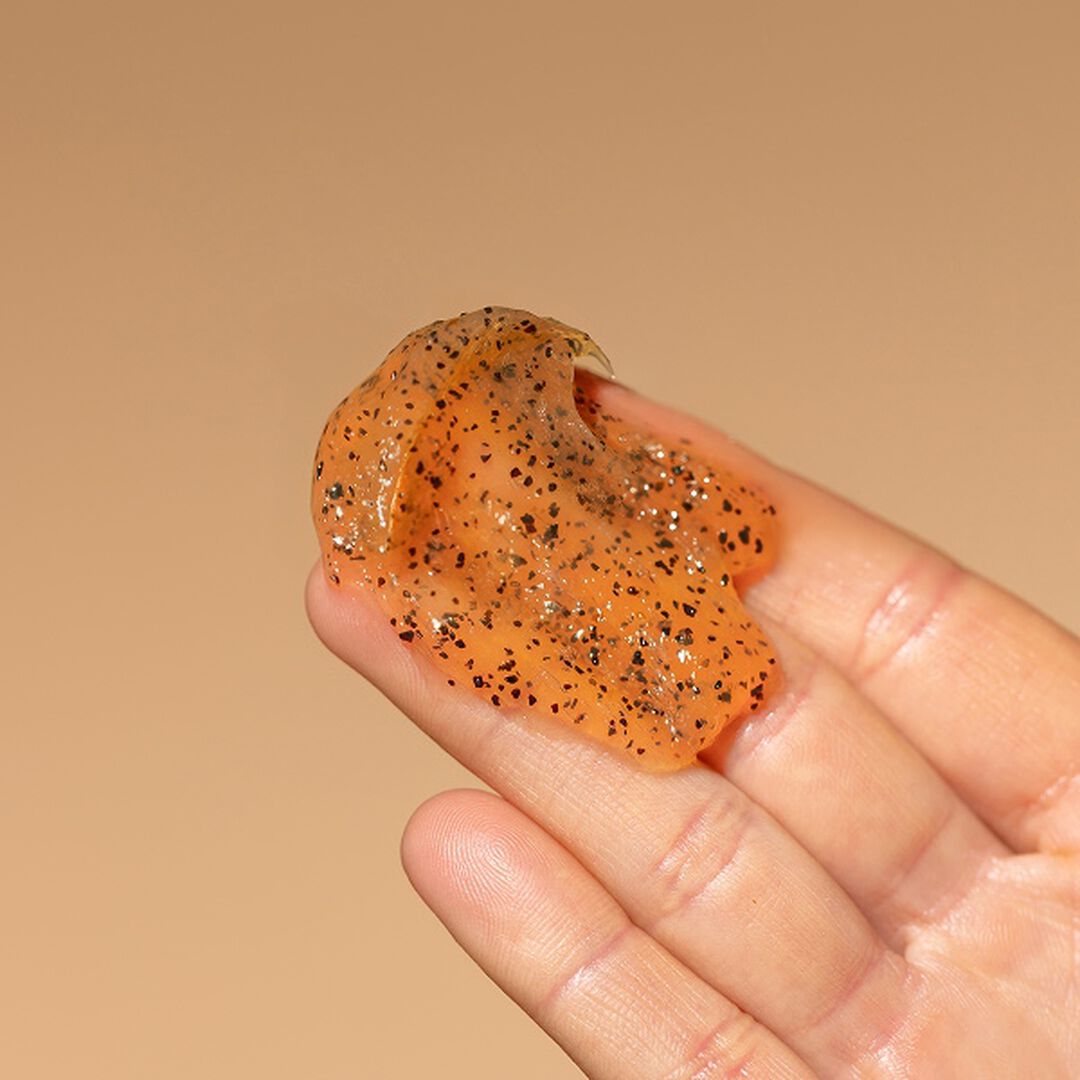 FRESHLY  Golden Radiance Body Scrub - 100ml