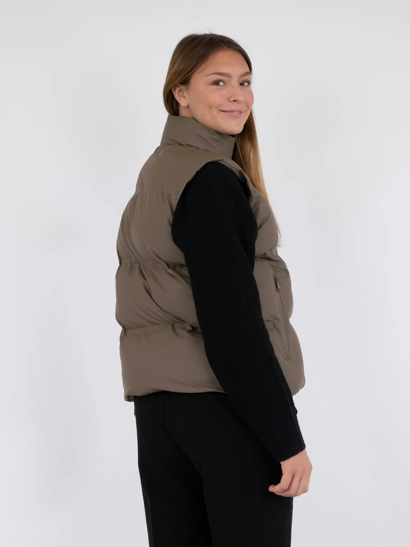 Neo Noir Annike C Puffer Waistcoat dark taupe