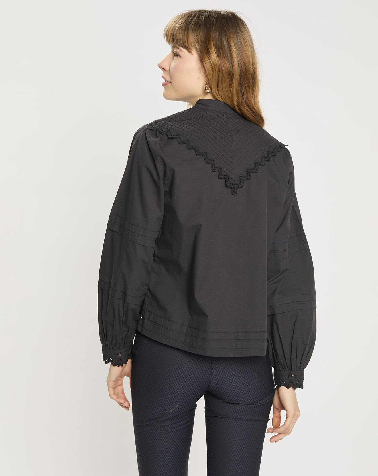 Scotch & Soda Blouse 100% Coton Bio avec broderie Anglaise noire