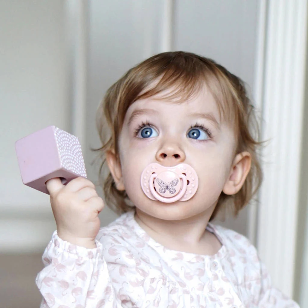 Dynamische fopspeen - 3 tot 6 Maanden - Roze & Paars