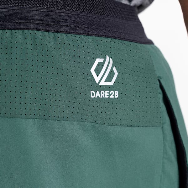 Short trail DARE 2B ACCELERATE 5 SHORT MEDITERRANEA GREEN