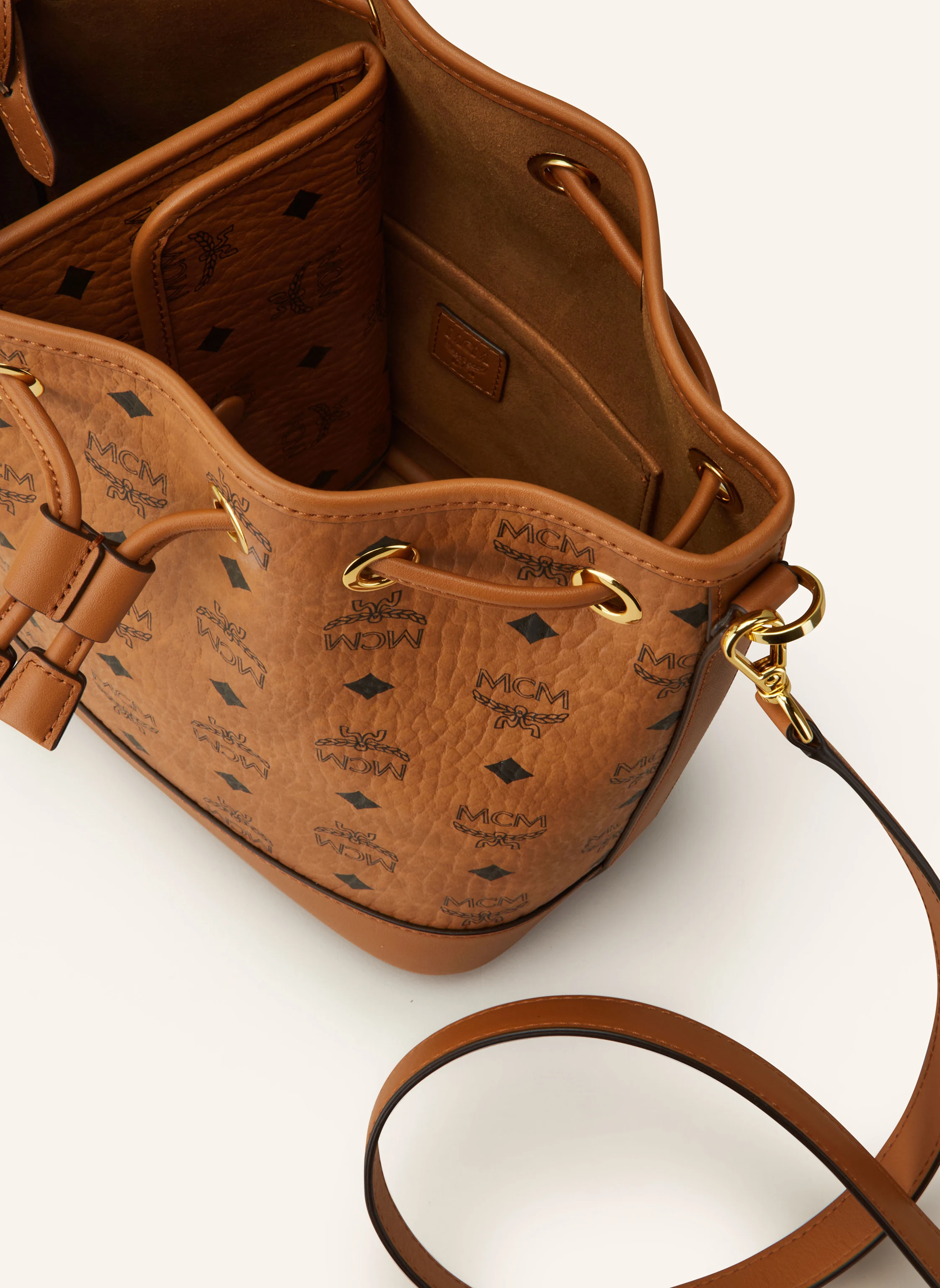 MCM Beuteltasche DESSAU VI mit Pouch