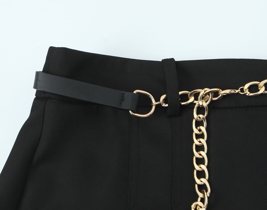 Avauntgardo - Set: Hoge taille effen geplooide capribroek met wijde pijpen + tailleketting