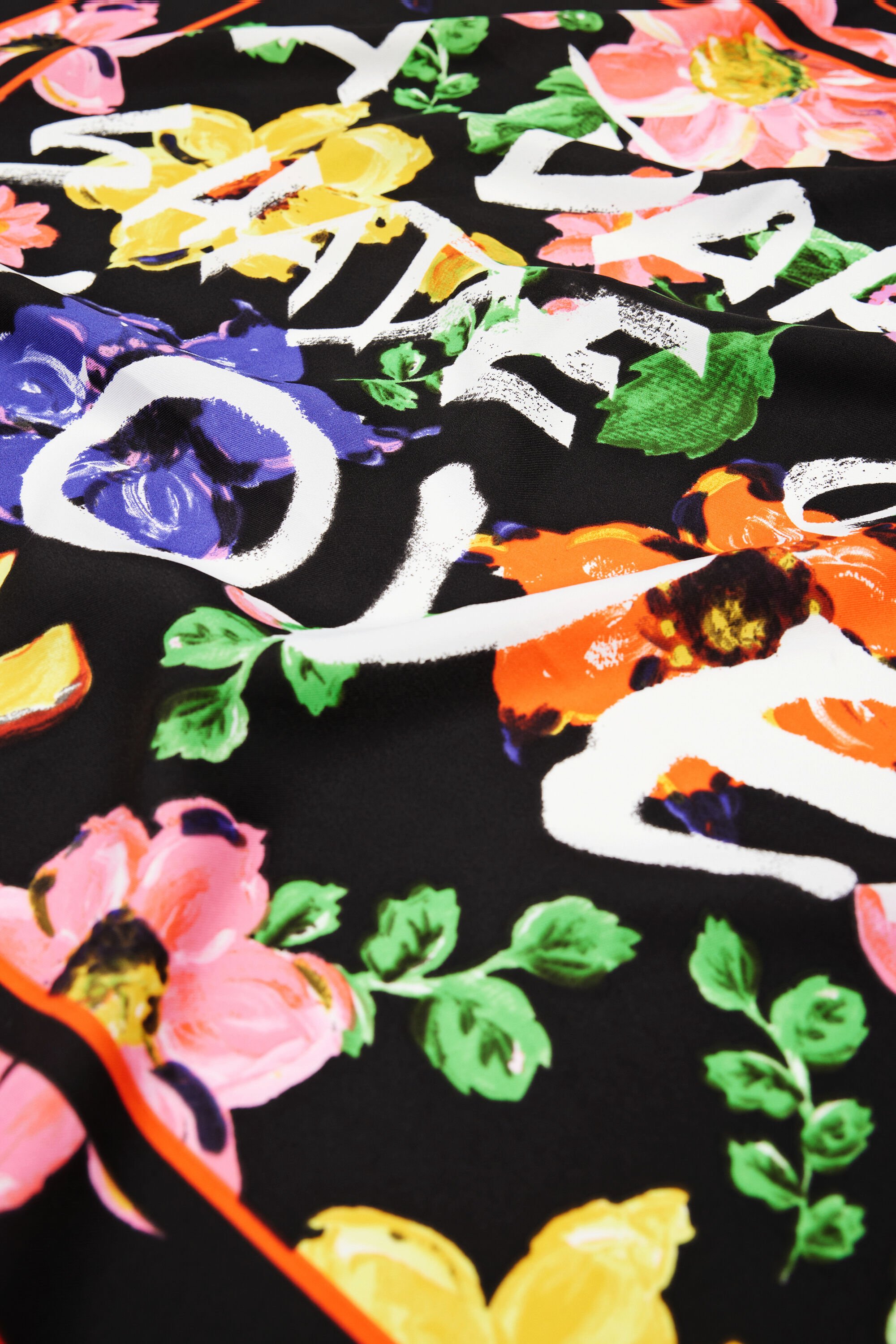 Foulard carré fleurs