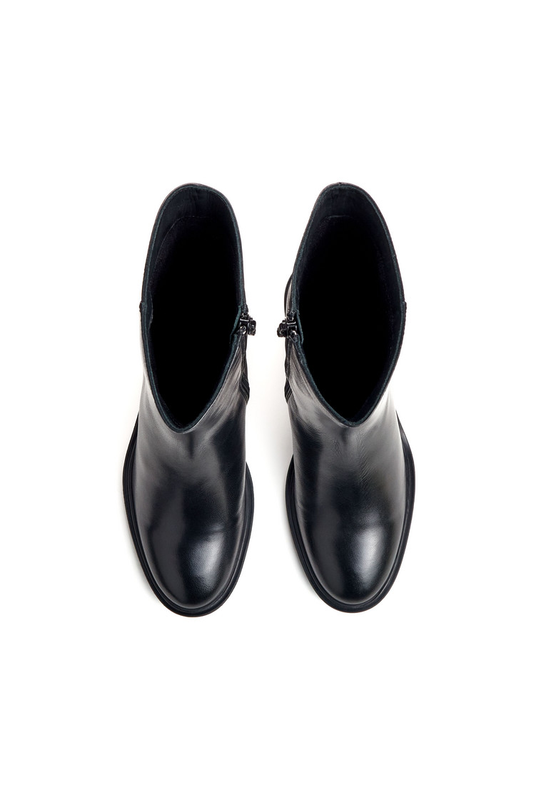 STIEFELETTE Schwarz