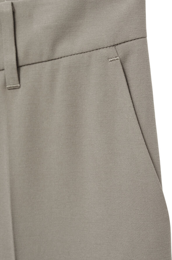 MANGO Wideleg pleated trousers 92