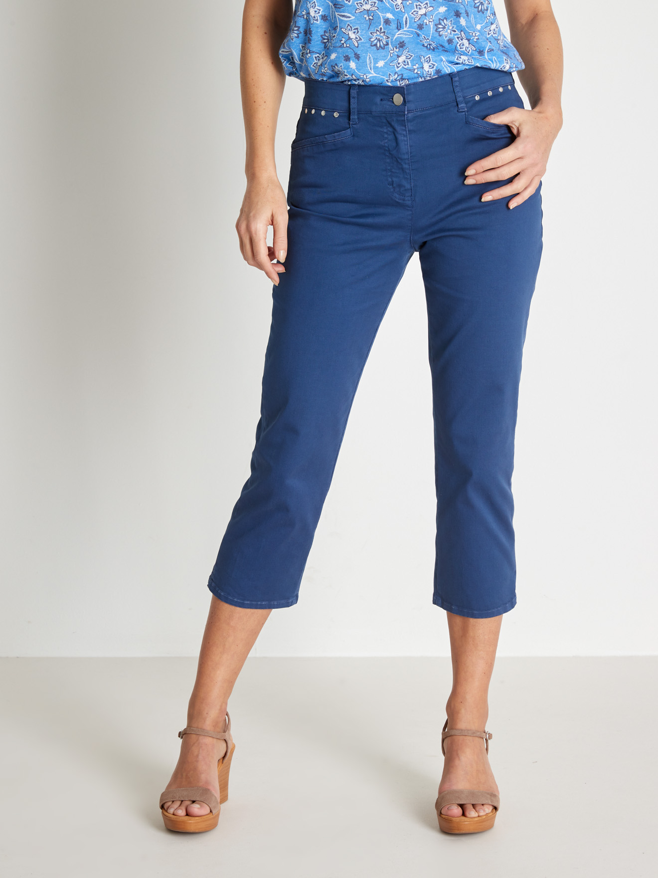 Pantalon corsaire en toile extensible