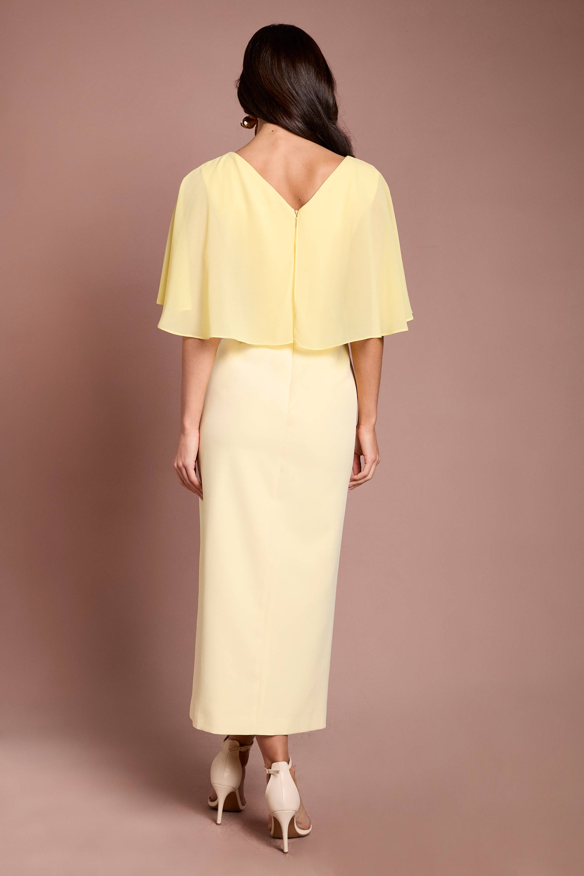 Coast Robe Crayon Avec Cape En Mousseline
