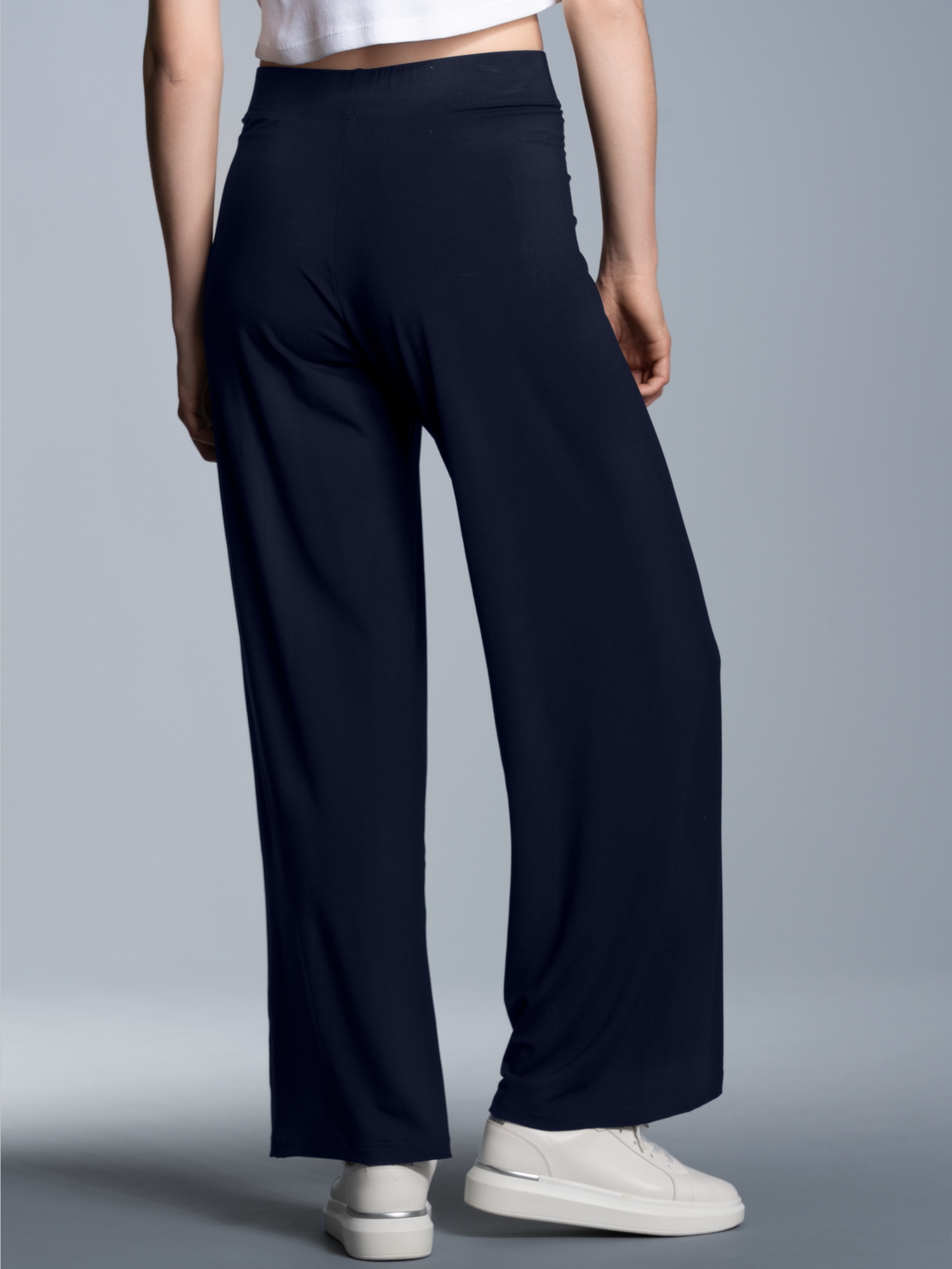 Freizeithose mit weitem Bein Navy