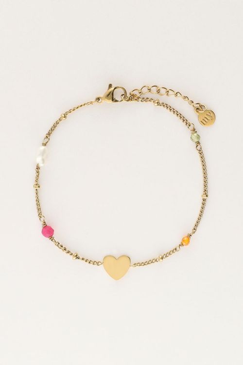 Armbandje met hartje en kralen