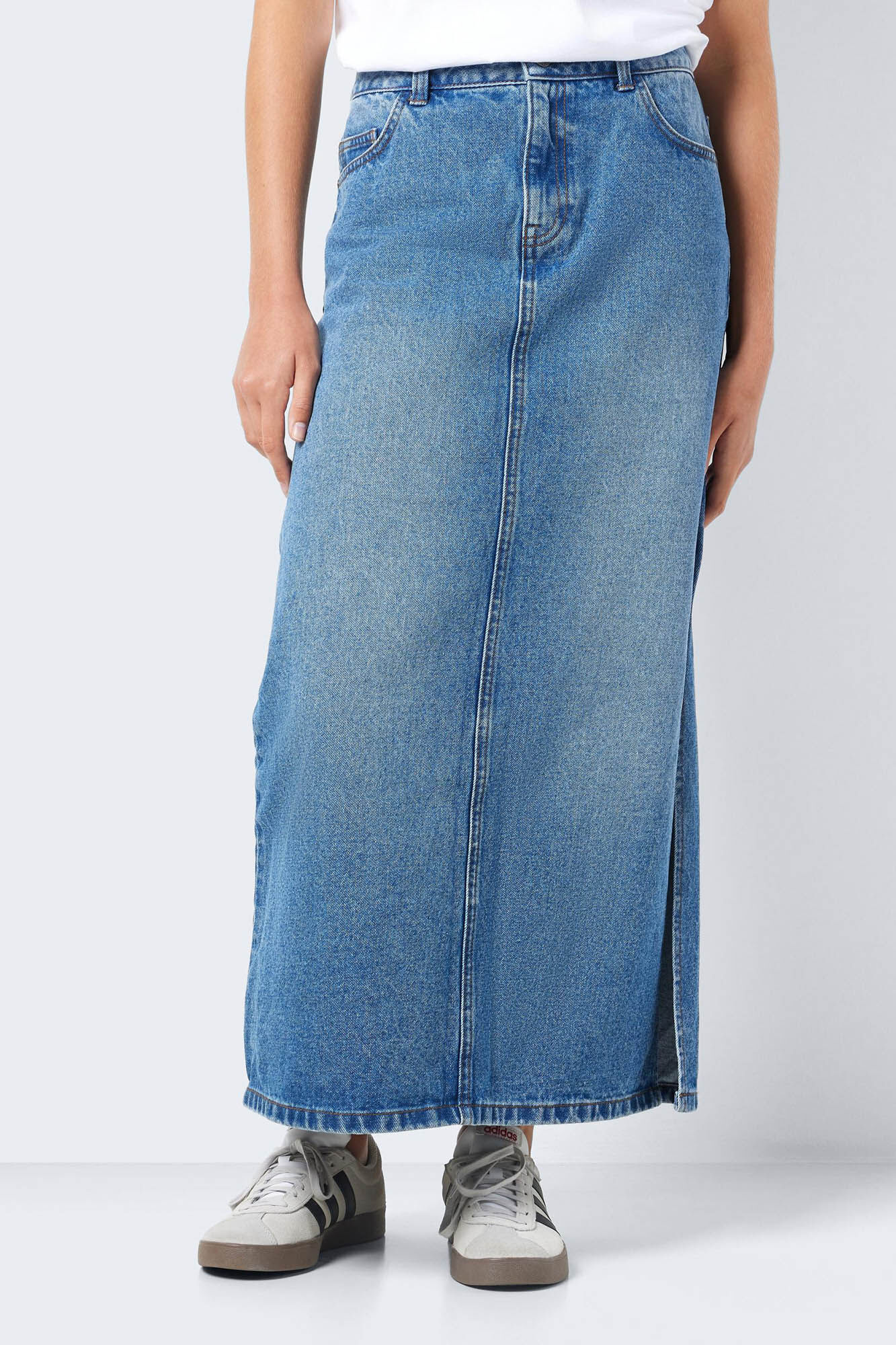 Saia midi jeans