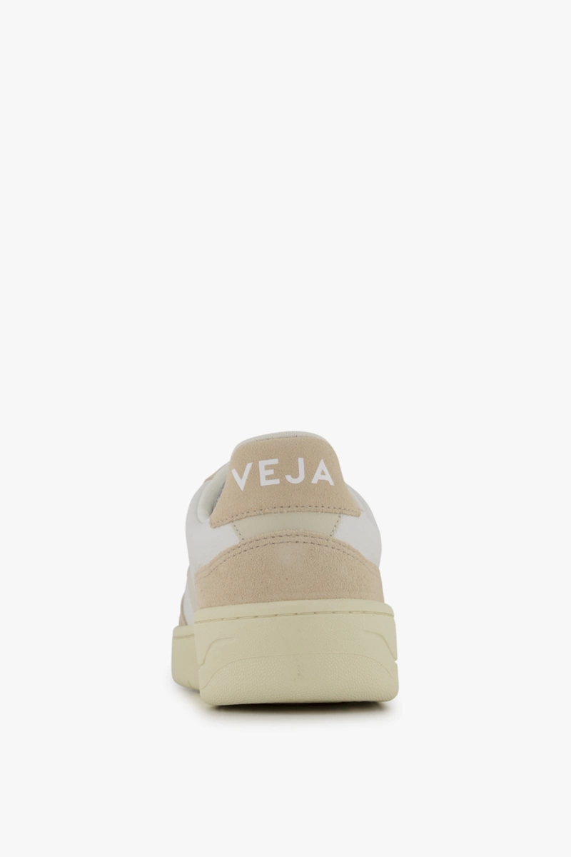 VEJA V-90 Leather Herren Sneaker