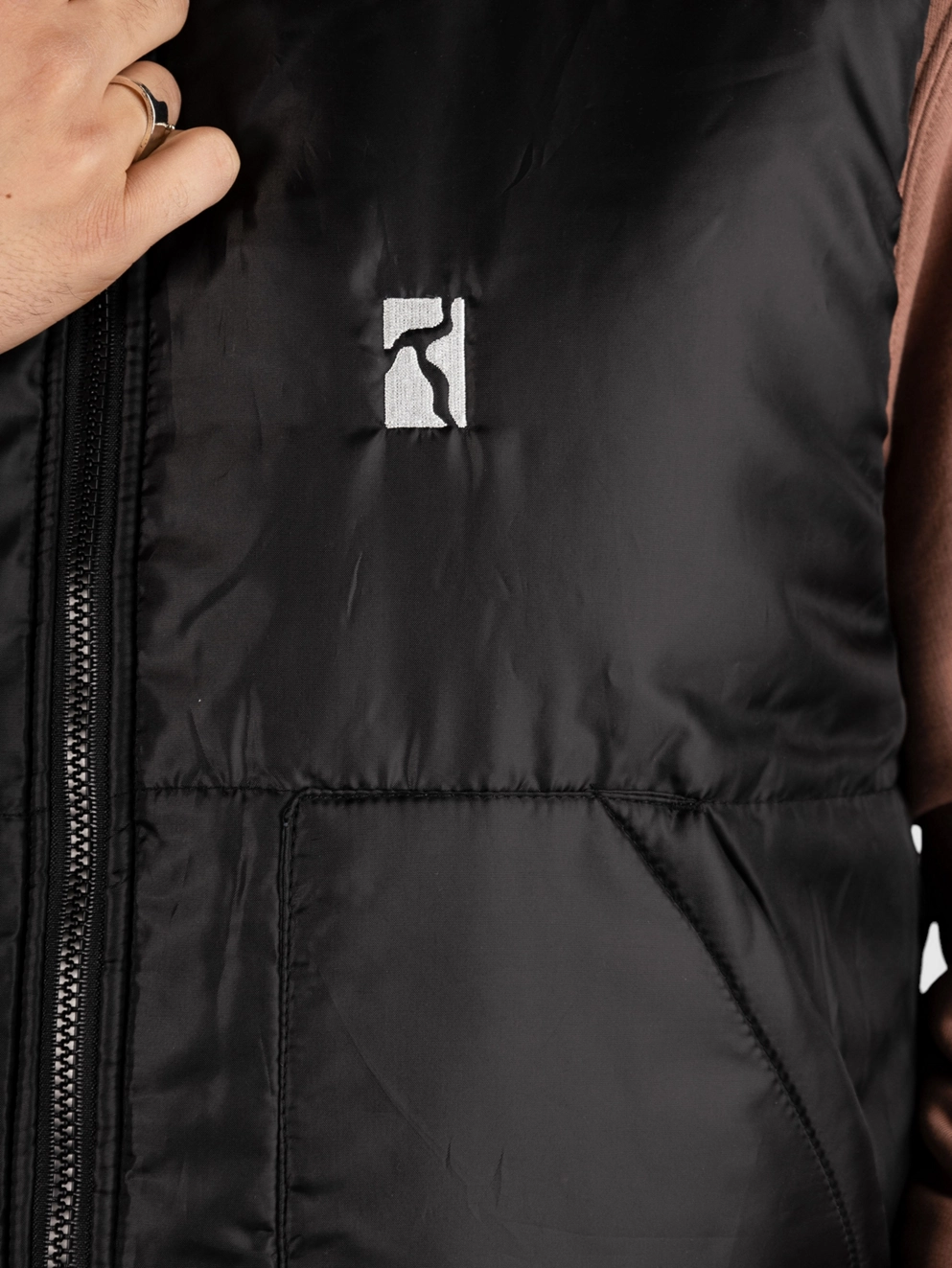 Poetic Collective Puffer Vest black