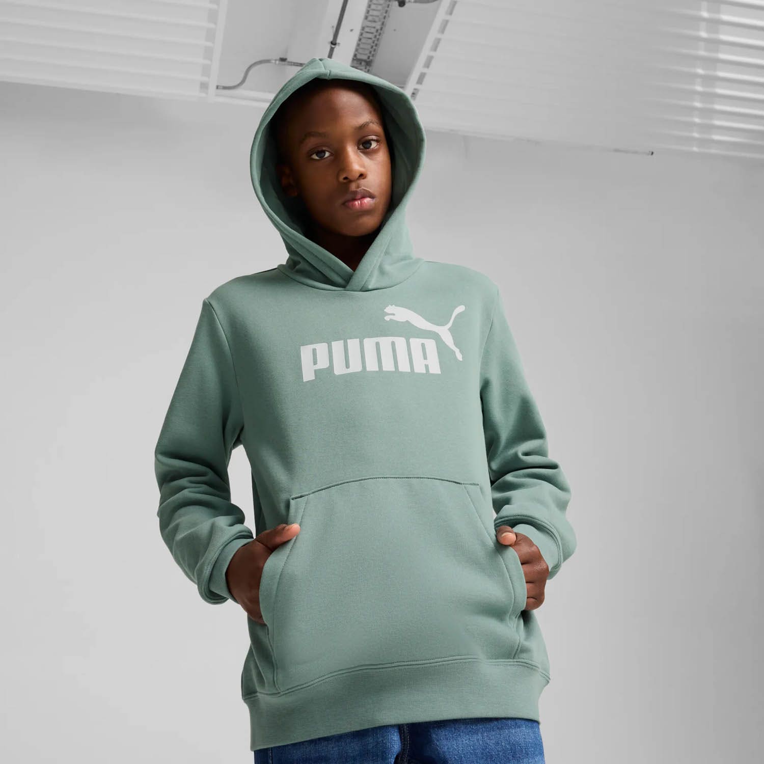 PUMA  Essentials Logo Hoodie Kids