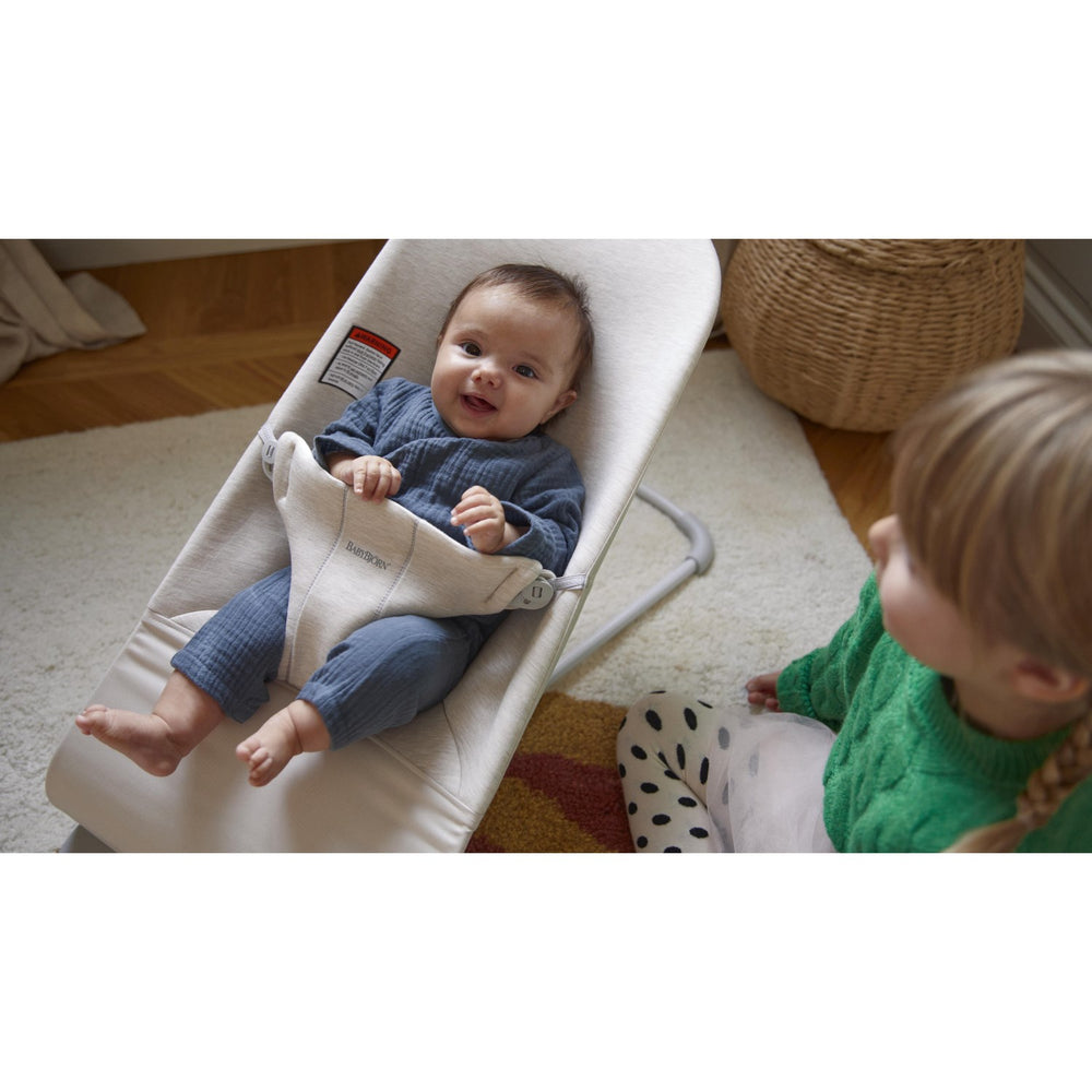 Køb BabyBjörn Light Beige Skråstol Bliss