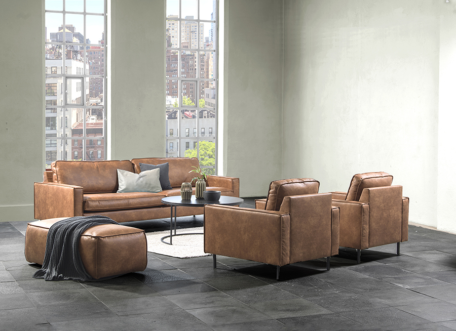 Westin hvilestol I Colorado Cognac (70% hud og 30% polyester) med sorte ben