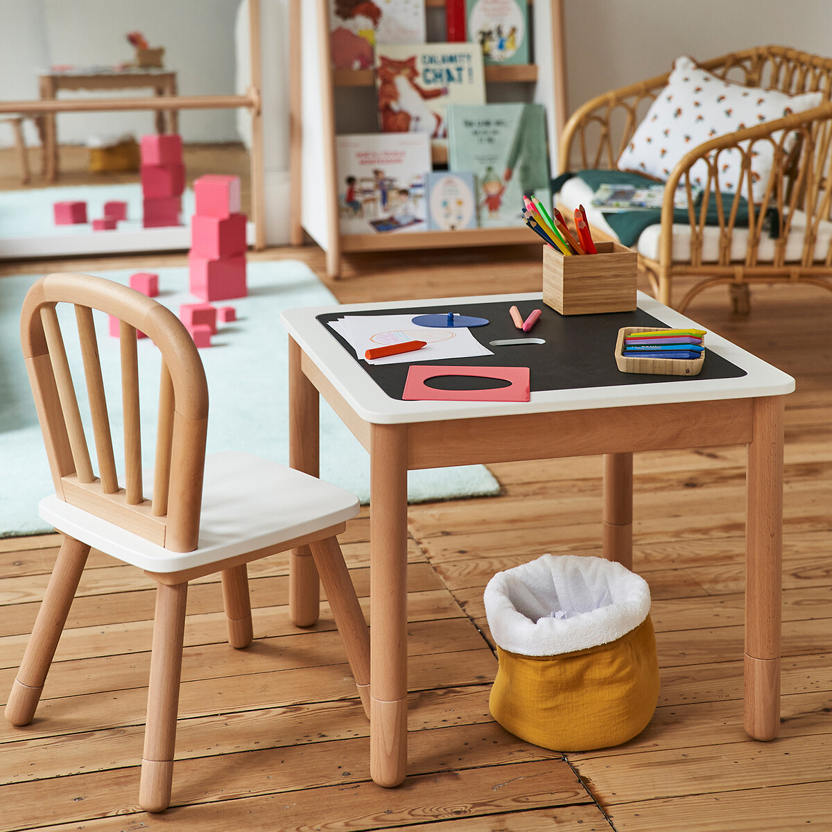 MY LITTLE MONTESSORI SCHOOL X LA REDOUTE INTERIORS<br>Evolutieve stoel, Simoni