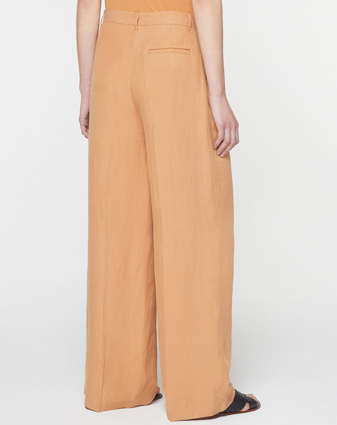 Galeries Lafayette Pantalon droit et fluide à teneur en Lin Ludwig camel