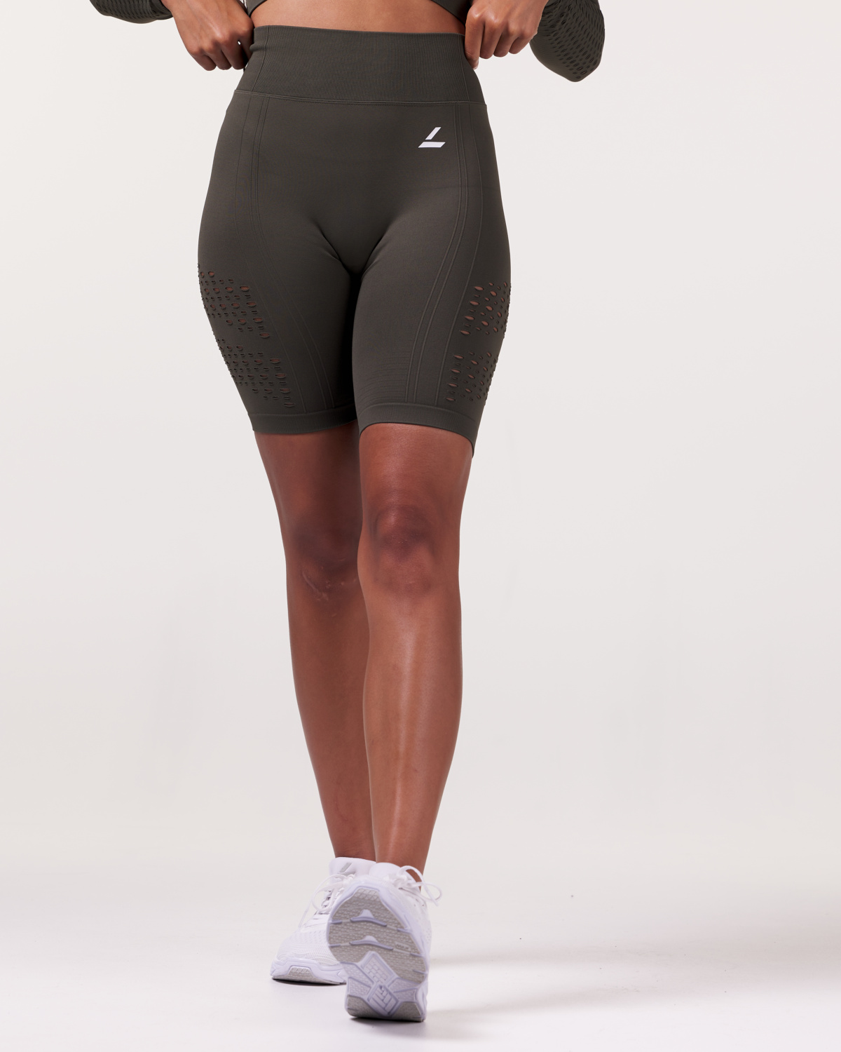 LEVITY Fade Mesh Seamless Shorts Green Forest