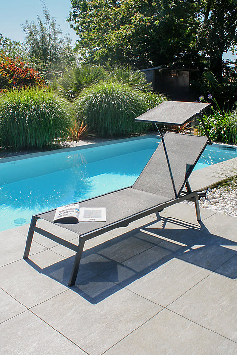 Bain de soleil avec brise soleil Toscane DCB Garden aluminium et textilène noir L 203 x l 63 x H 37,5/120 cm