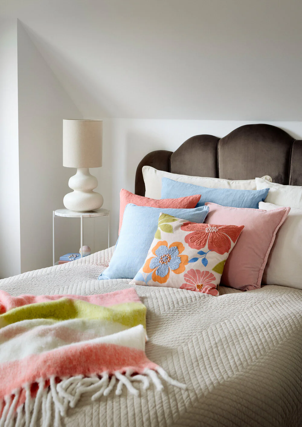 Cozy Living  Mathea tæppe, Striped Coral - 130 x 170 cm.