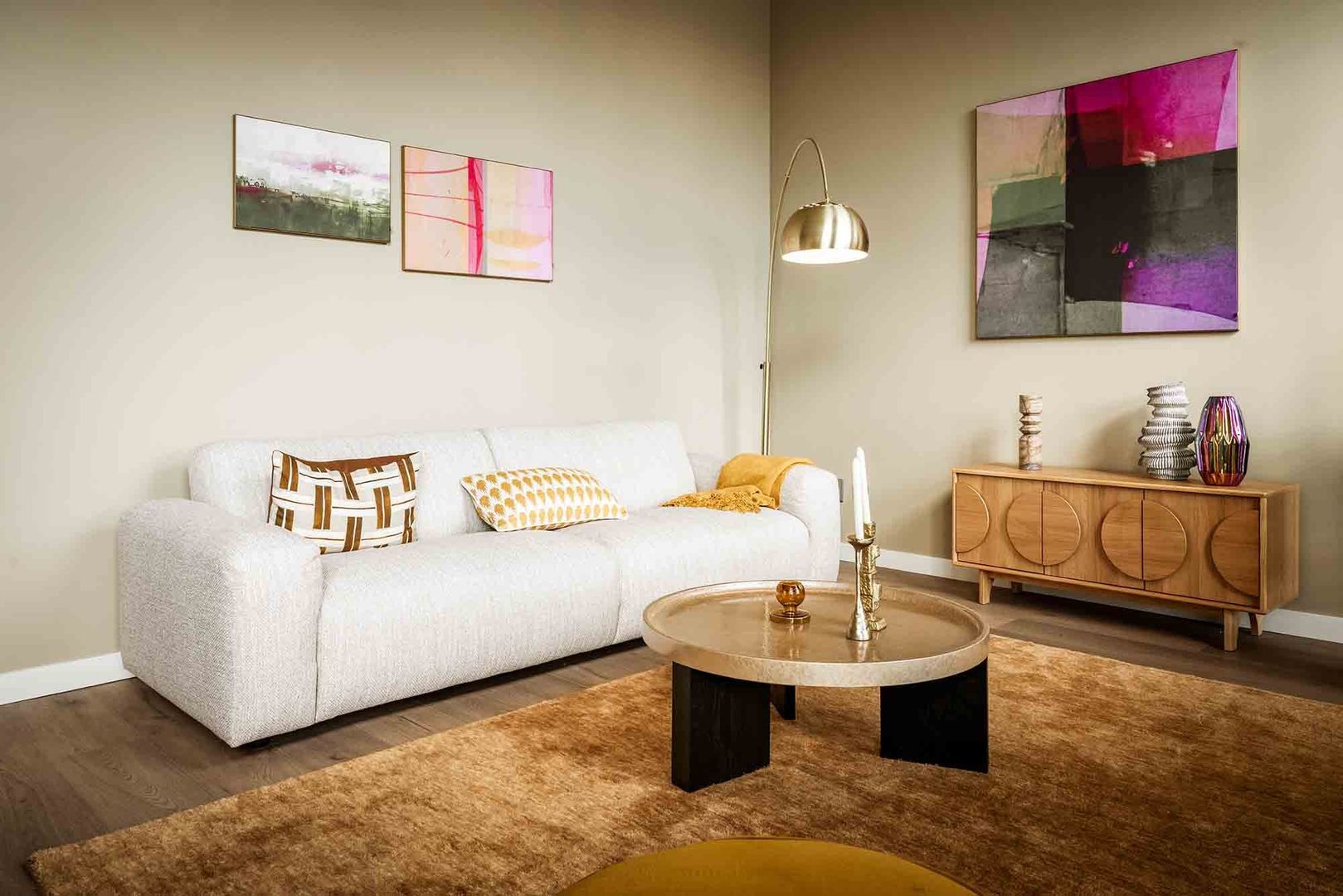 Eleonora   Mayson S Salontafel