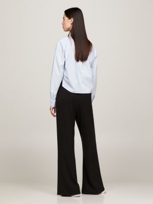 Camisa cropped de modelagem relaxada com amarração frontal