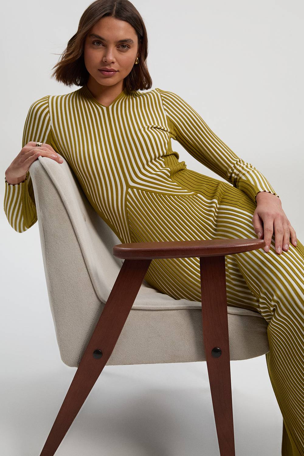 KarenMillen Robe Midi Tricotée à Manches Longues Ajustée à Rayures