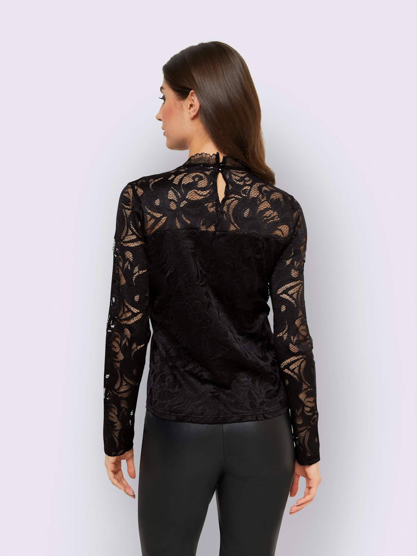 T-shirt tout en dentelle