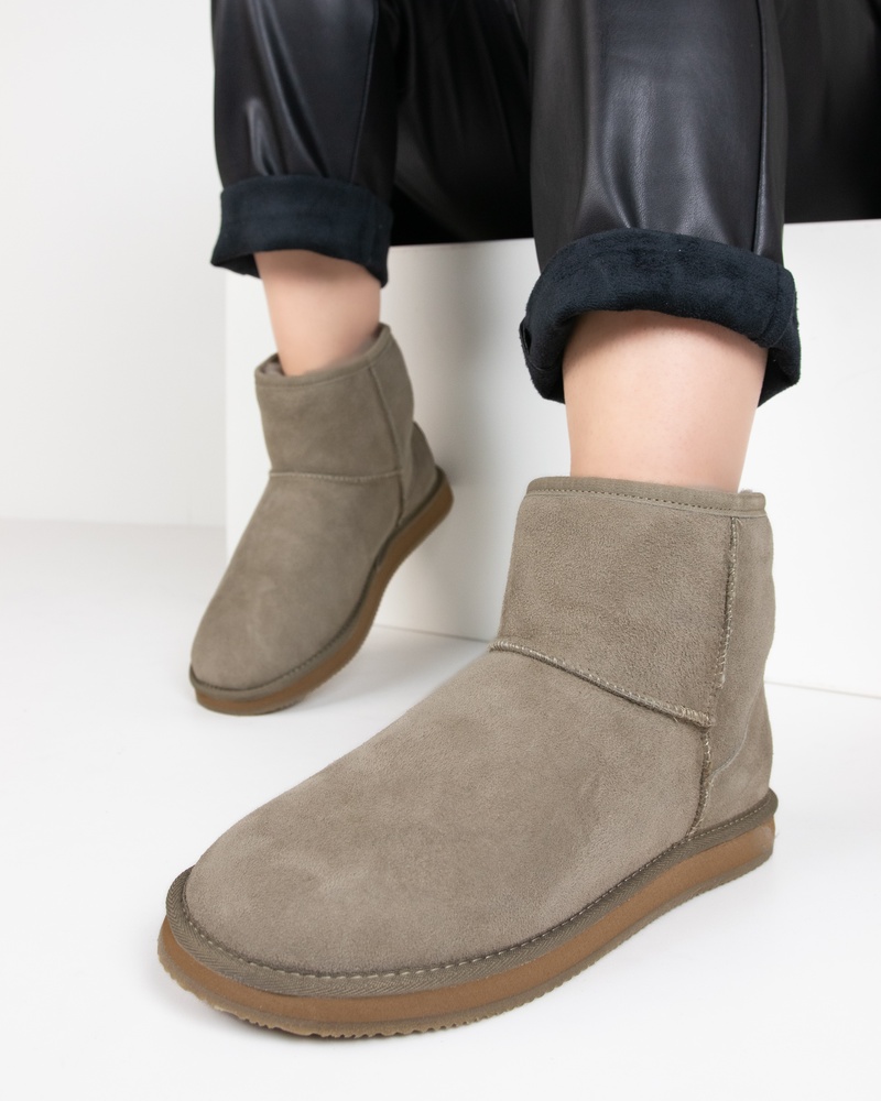Shepherd Laura Gevoerde boots  - taupe
