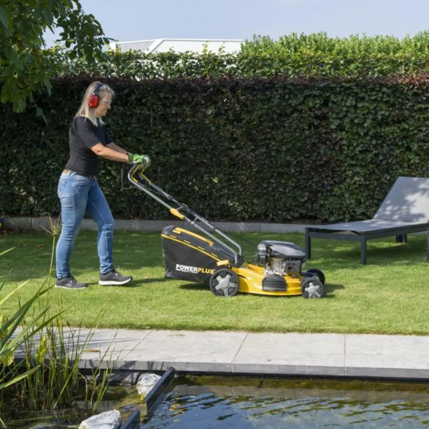 Powerplus POWXG60240X Grasmaaier zelftrekkend - 145cc - 460mm