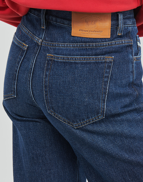 Diesel - 1978 - Bleu foncé