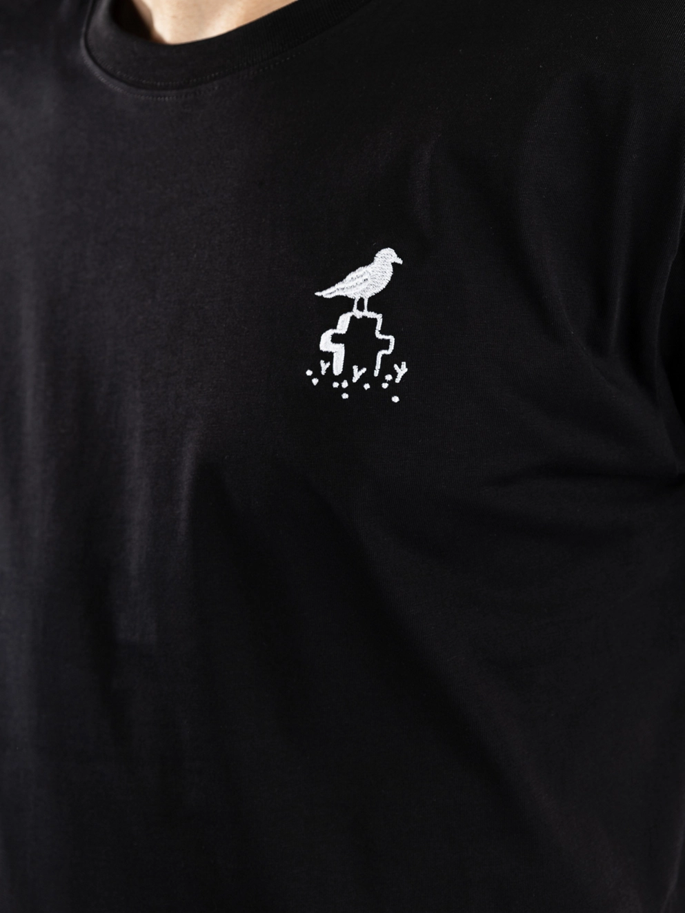 Cleptomanicx Gull Watcher T-Shirt black