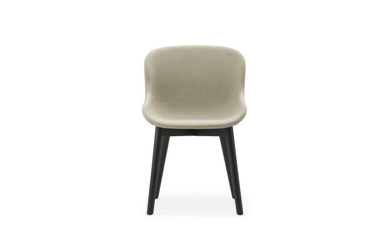 Normann Copenhagen Hyg gestoffeerde stoel zwart eiken Ultra Leather Black