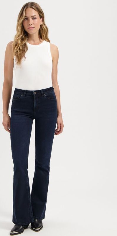 Kuyichi - Lisette Flare Deep Blue - Duurzame Flared Jeans - Deep blue - Maat 24 / 30 - 98% Biologisch Katoen, 2% Gerecycled Elastaan
