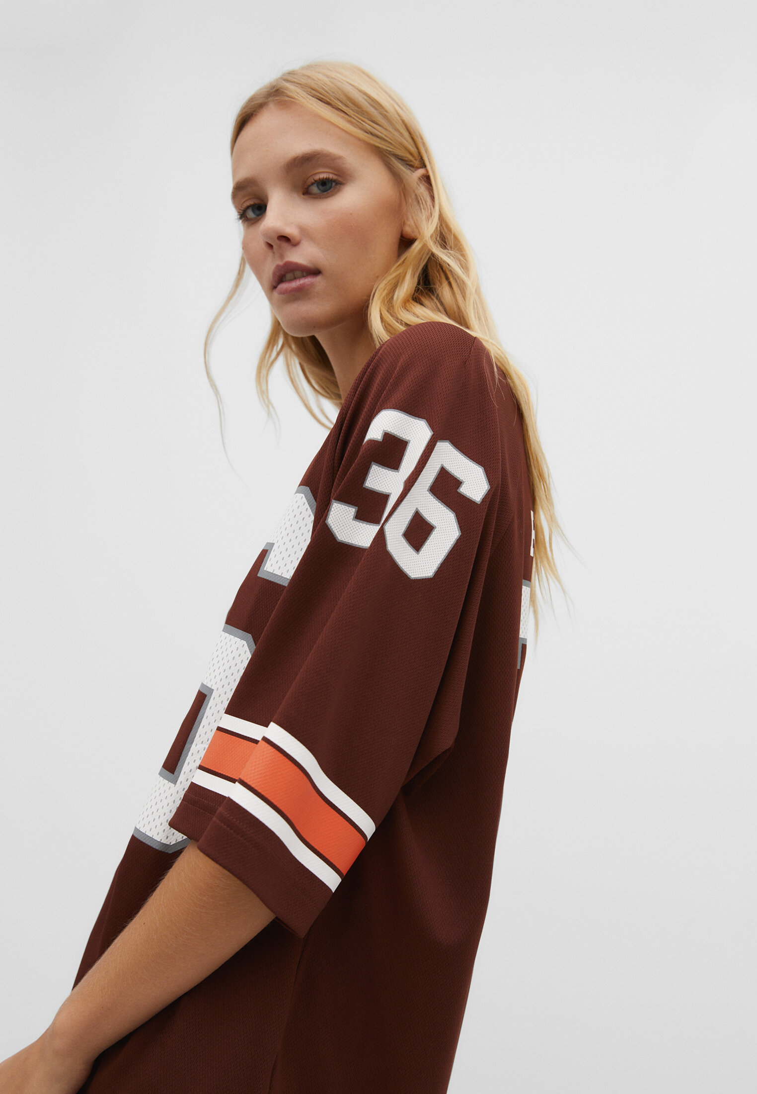 Camiseta oversized com número