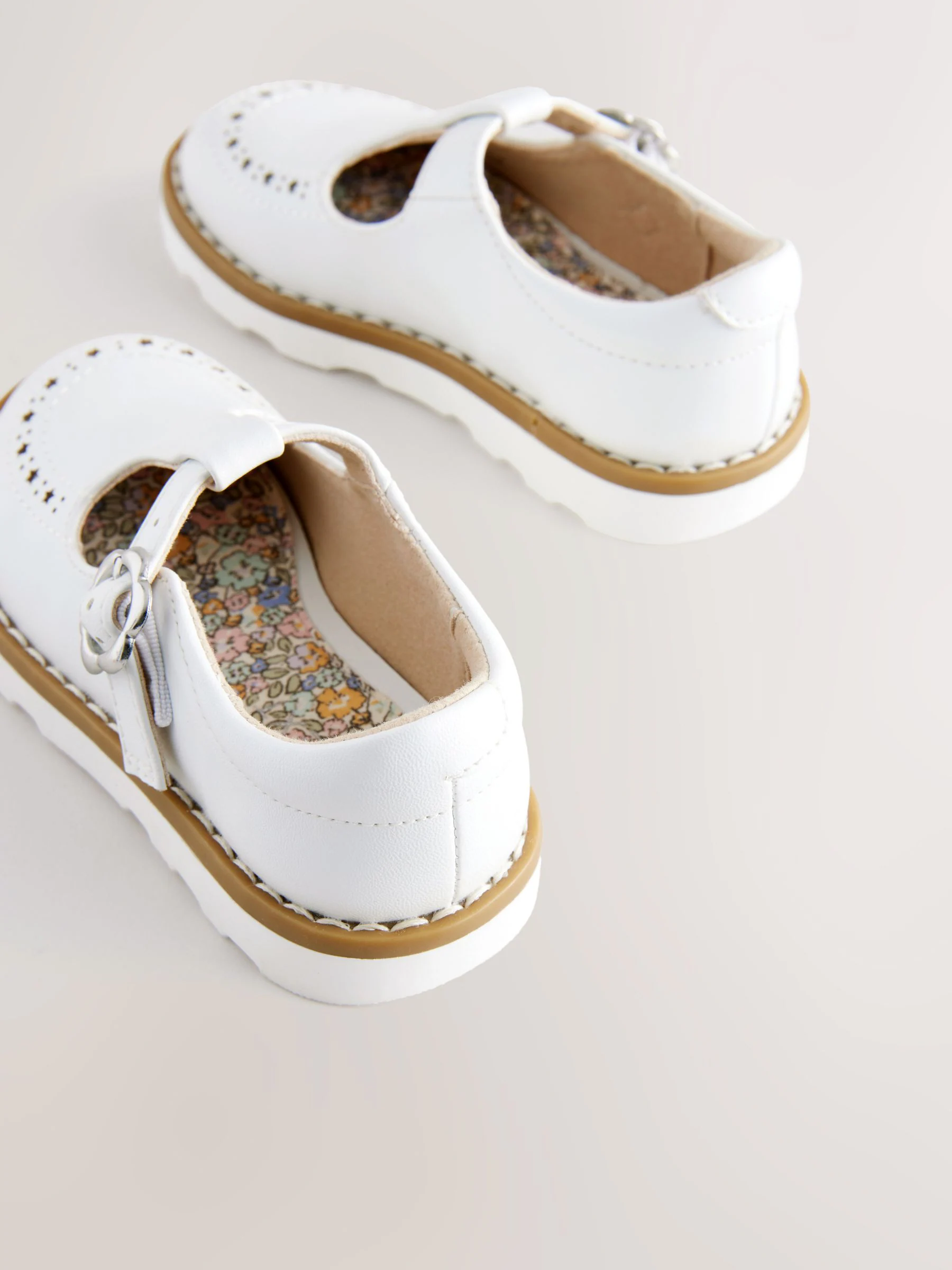 Wit - Schoenen met T-bandje