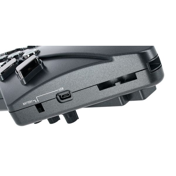 Roland Aerophone GO AE-05