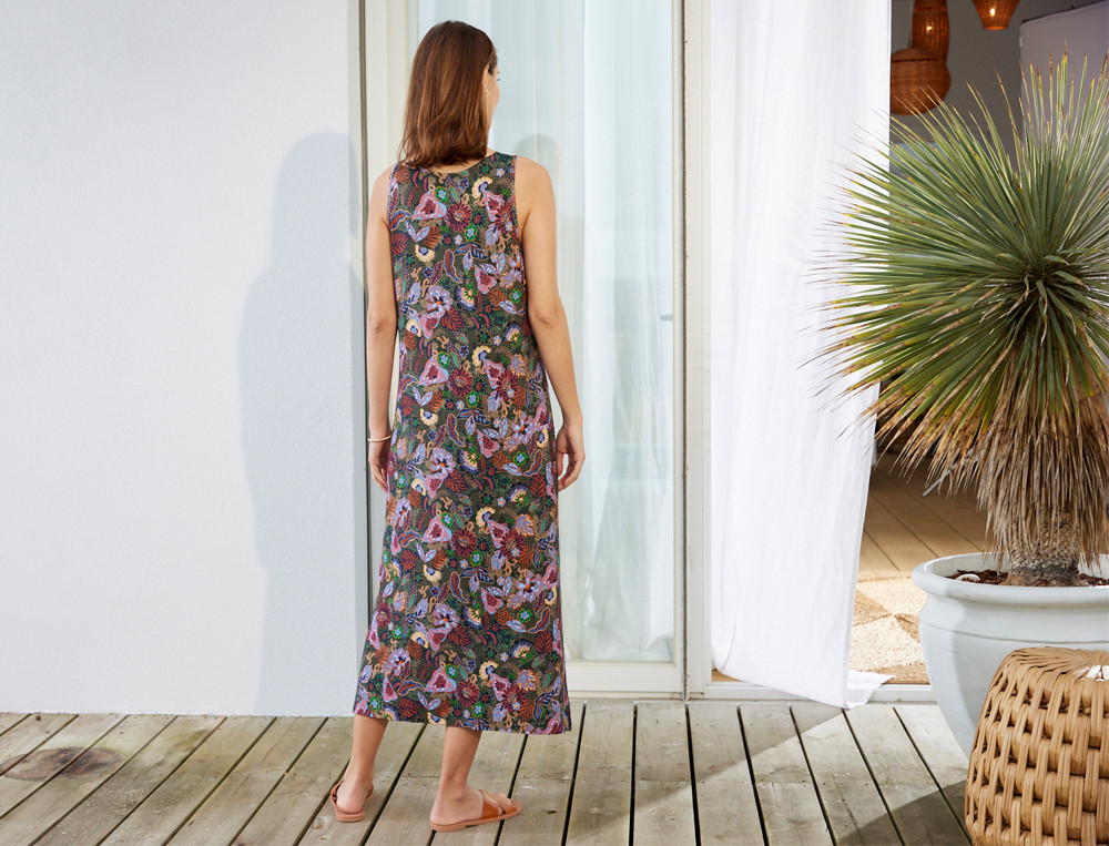 Robe longue imprimé foncé-Radieuse