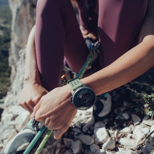 Montre cardio GPS SUUNTO VERTICAL TITANIUM SOLAR