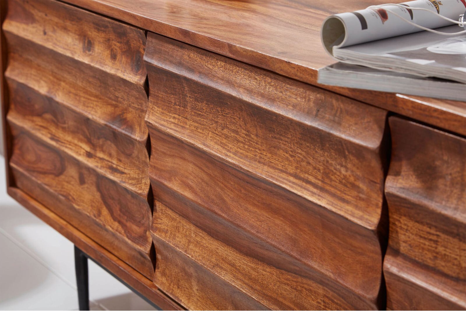 Lowboard Lucea Massivholz Sheesham braun
