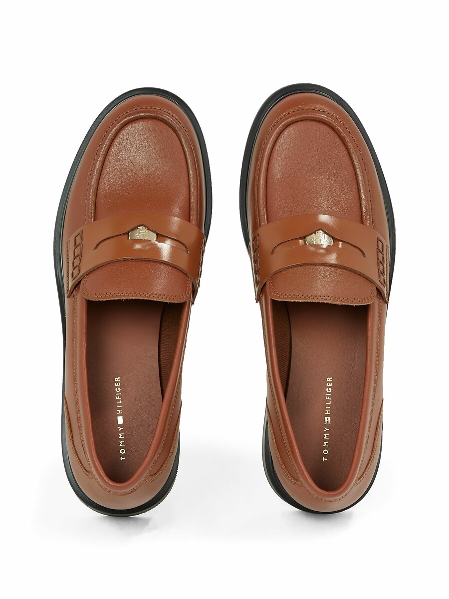 TOMMY HILFIGER<br>Mocassins em couro