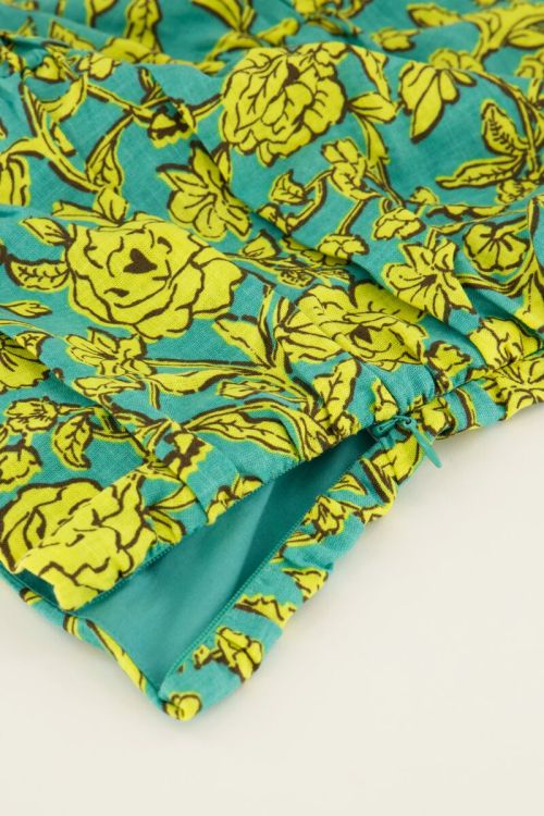 Groene top met bloemenprint & pofmouw
