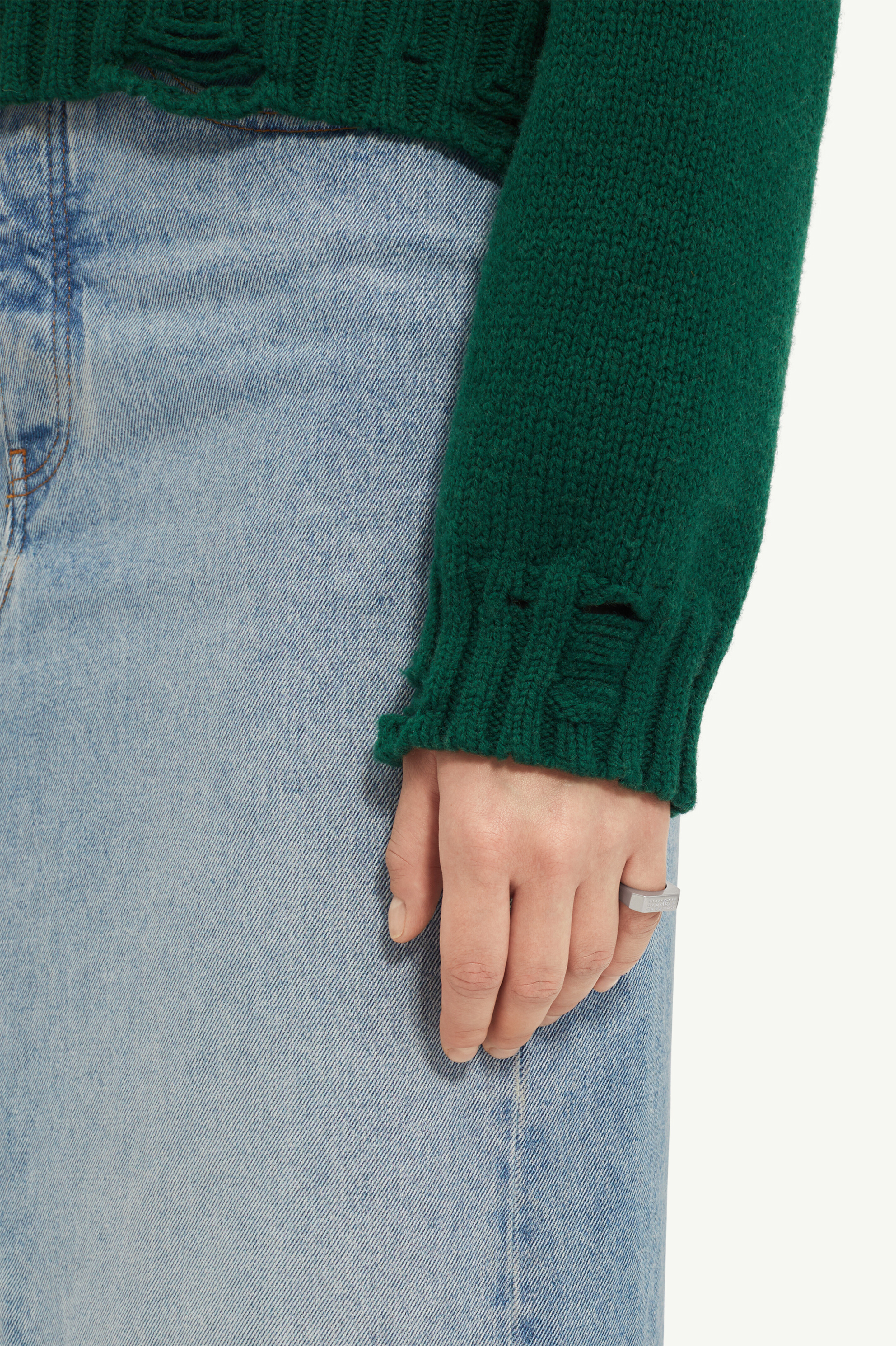 Minimal logo rectangular signet ring