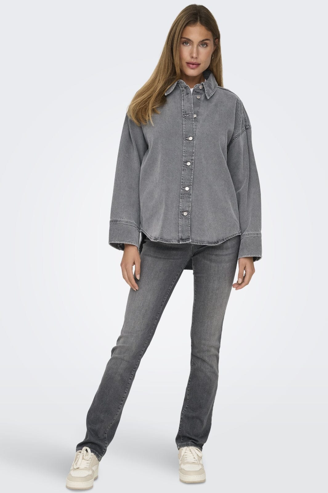 Only Onlsophie L/S Oversized Jkt Sik 4669953 medium grey denim