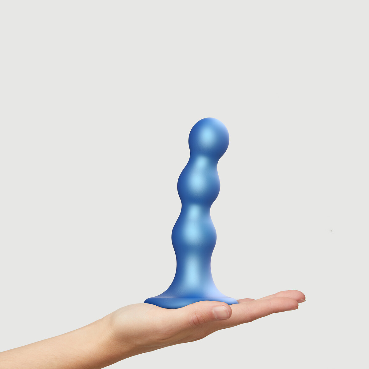STRAP-ON-ME<br>Plug dildo com bolas metálicas tamanho M
