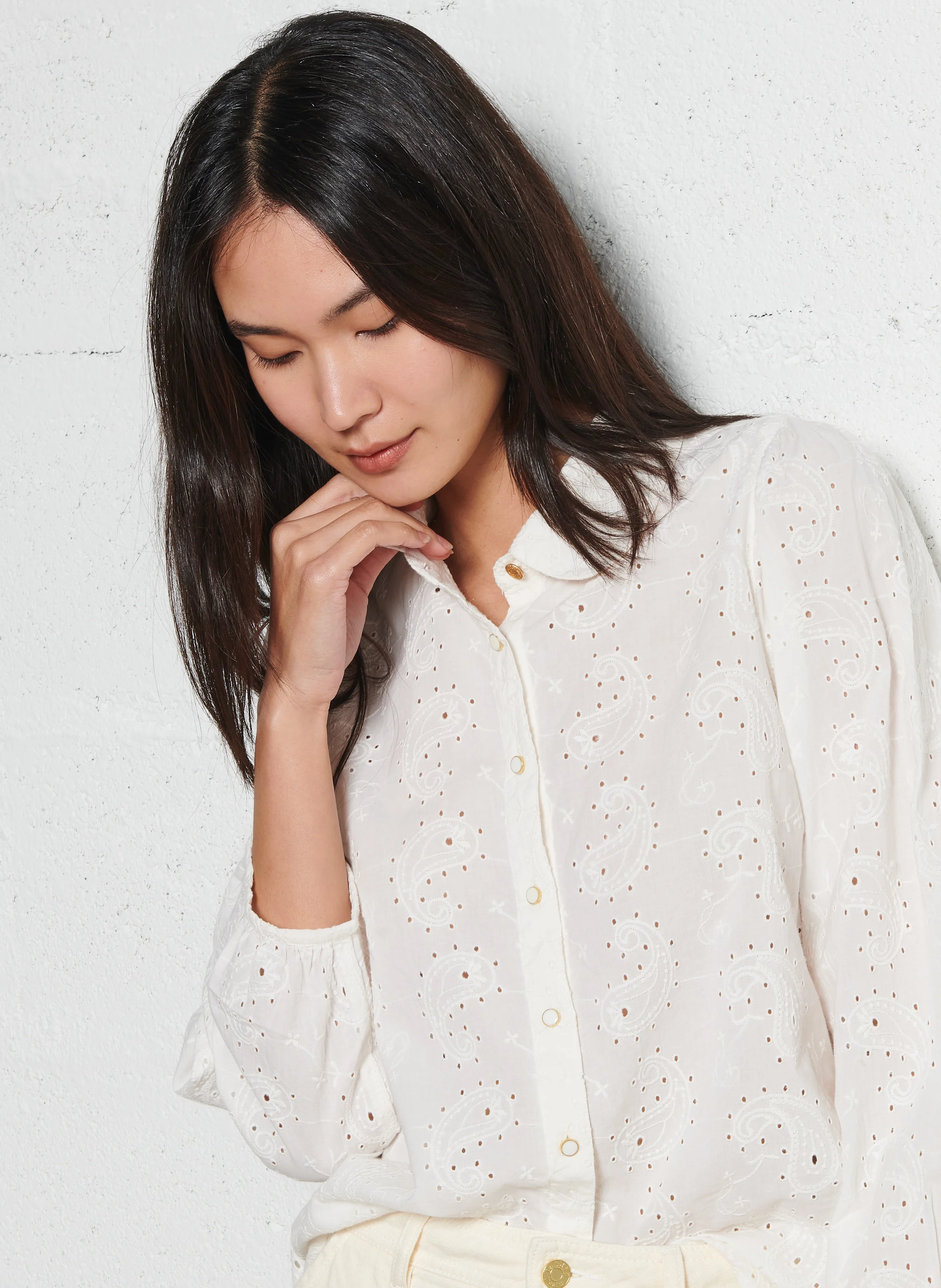 Chemise droite col claudine broderie anglaise en coton | Blanc