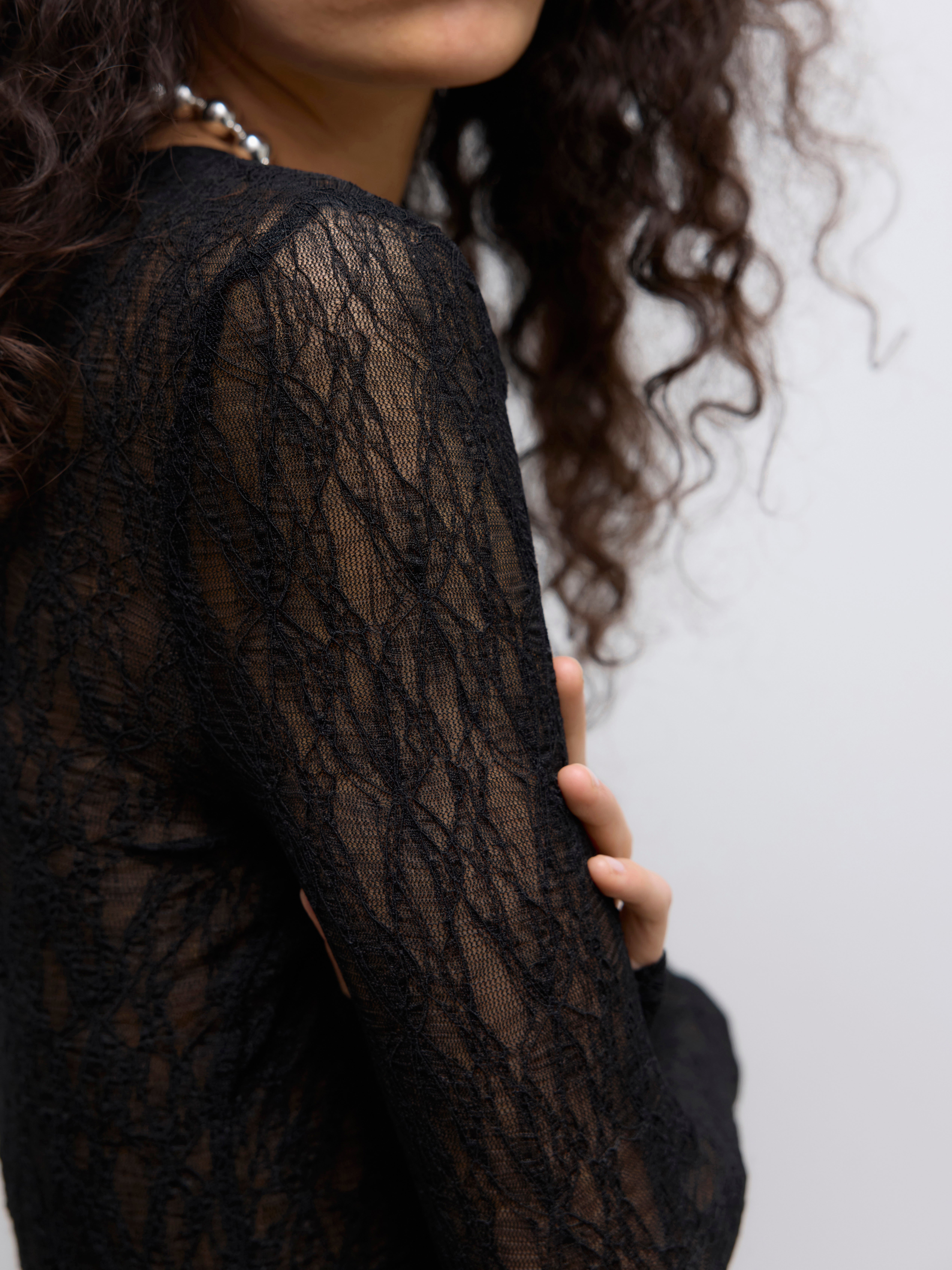 AWTESSY Top