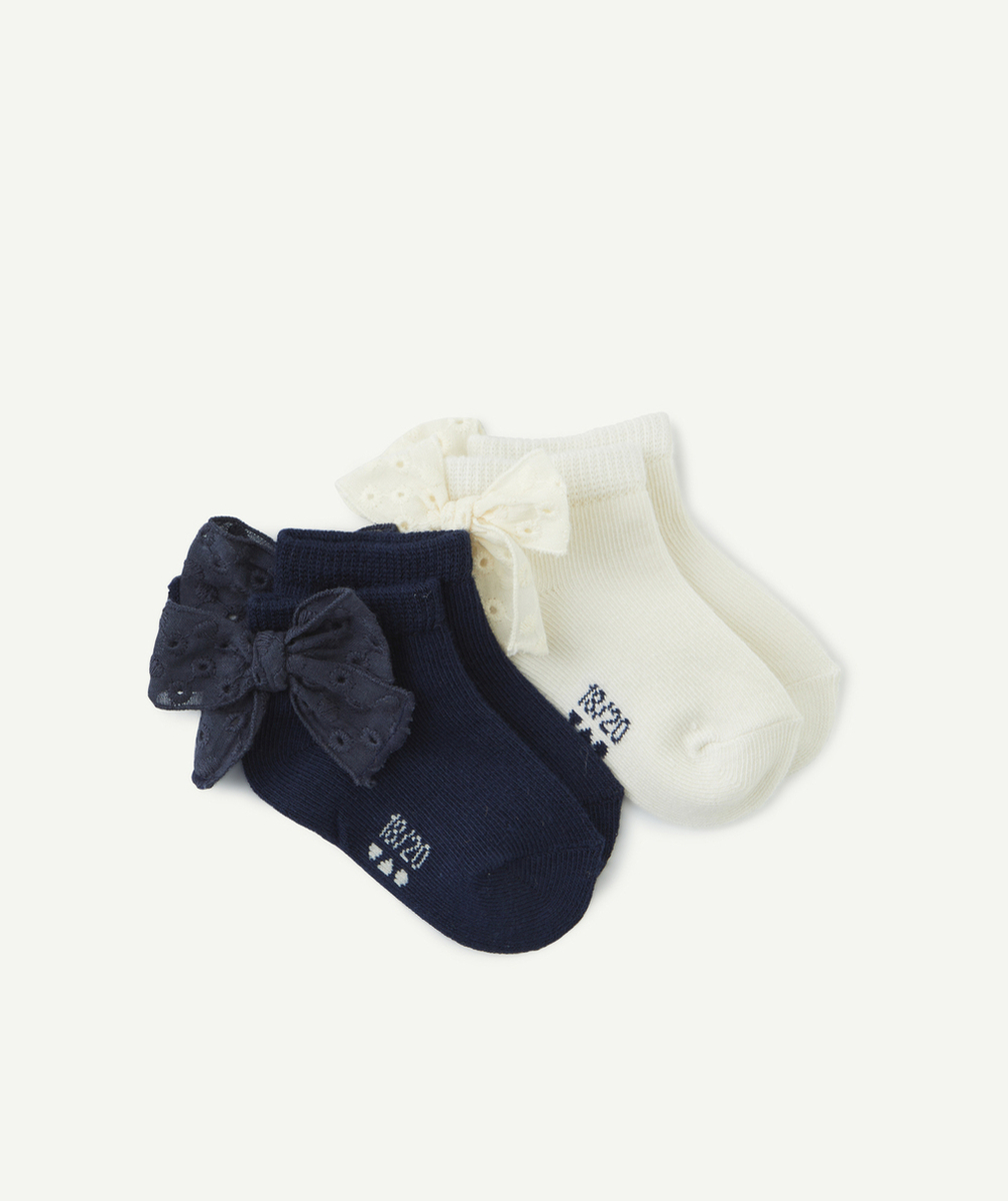 LOT DE 2 CHAUSSETTES BÉBÉ FILLE UNIES AVEC NOEUD EN BRODERIE