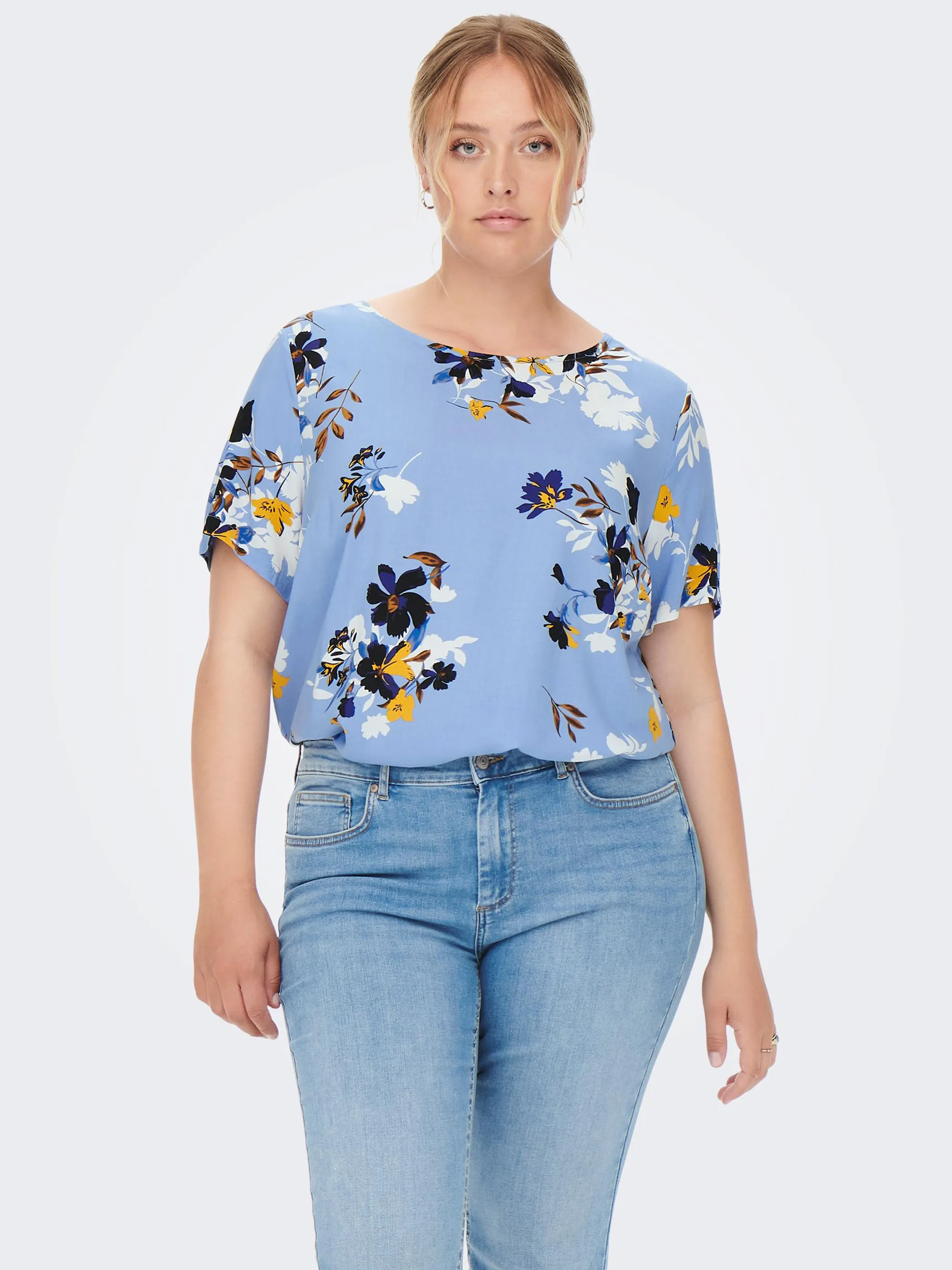 Only Carmakoma CARANITA SS TOP AOP Shirt